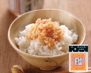 【中央区東堀前通】加島屋本店前に24時間利用できる「冷凍自動販売機」が登場!さけ茶漬けや丼も